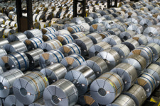 원유·곡물부터 알루미늄·니켈까지 일제히 급등세…왜?