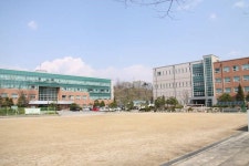 웅지세무대학 재학생 및 졸업생 위해 취업 지원 나서
