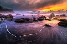 금오산 약사암 절경, 세계기상기구(WMO) 달력 표지 장식한다