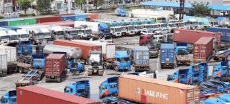 화물차주들 유류세 내린다 좋아했건만 유가보조금 삭감 날벼락