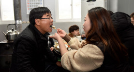 겨울 영양 보물 ‘진도 석화’ 인기