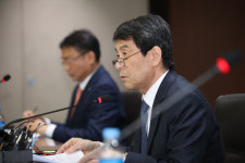 산업은행 대우조선 민영화 절차 개시…현대중공업 인수 물망