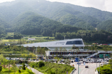 [귀경길 강추!휴게소]비행기가 날아가는 듯 독특한 디자인 양양고속도 내린천휴게소