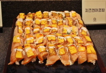 쿠우쿠우, 신메뉴 초밥부터 퓨전요리까지 선보이는 부산 경성대 맛집