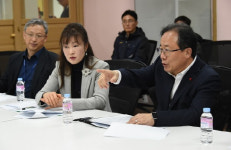 김석준 부산시교육감, 명지 및 일광 신설학교 현장 방문