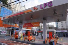 [현장르포] 확 달라진 SK가스 개봉충전소, 택시기사 ‘사랑방’ 역할 톡톡