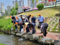김천시, 한국도로공사와 함께 환경정화활동 실시