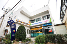 KB국민은행, 부산 연제구 배산 작은도서관 개관…85번째 후원