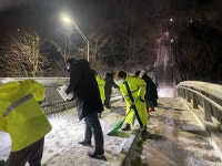 성남시, 연이은 강설 속 공무원 1600명 투입해 밤샘 제설작업 진행