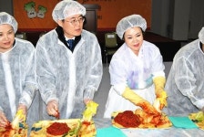 한성식품, aT주최 행사 사랑애 김장 나누기 참여