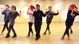 [SW포토] 허각 1440 안무영상서 허둥댄스 선보여