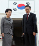 이 대통령, 중국 상하이 방문차 출국
