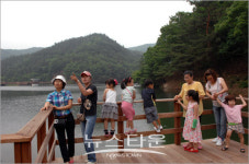 공주 금학생태공원, 아름다운 위용 드러내