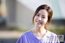 한지민, 수의사 변신 위해 동물 병원 찾아