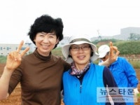 박근혜 전 대표 지지단체, 김장행사 양쪽으로 나뉘어 진행