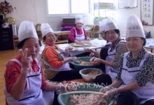 고덕주공5단지 경로당 어르신, 사랑의 도시락 전달