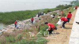 충남 특수임무유공자회,삽교호 수중정화