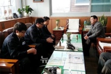 (주)정담푸드 아산성우하이텍 조립동 | 아산 (주)성우하이텍, '사랑의 이웃돕기'성금 기탁