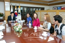 누나~ 창원으로 여행갈까?