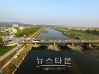 드론으로 하늘에서 바라다본 아산시