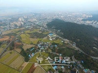 드론으로 하늘에서 바라다본 아산시