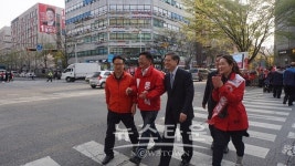 노원구 은행사거리 홍범식(새) 국회의원후보 유세장 이모 저모