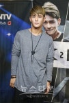 [뉴타포토]보이그룹 K2P 사우 심쿵하는 잘생김...강남역 K2P X MobiFren(모비프렌)