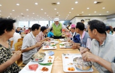 동대문노인종합복지관, 27일 삼계탕 1,000인분 나눔 행사