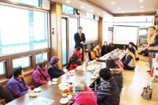 남양주시 화도수동행정복지센터, 폐지줍는 어르신 무게 한 줌 덜기