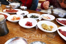 겨울이면 활기넘치는 용대리 황태마을