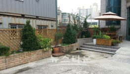 용인시 죽전동 광명(영광)제일교회 건설사 경계침범해 화단 등 무단훼손 논란