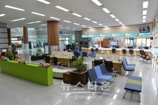 새롭게 단장한 원주시청 종합민원실, 시민들로부터 큰 호응