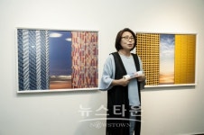 시간과 공간의 횡단 Soon Lee Frame City
