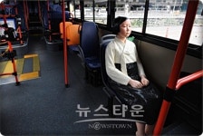 일본 언론, 서울 시내버스 위안부 소녀상 설치 민감한 반응