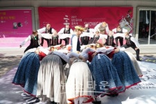 천안흥타령춤축제 2017 쇼케이스 명동에서 열려