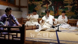 국악의 멋이 함께하는 149회 종로 돗자리음악회 열려