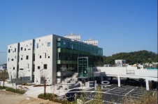 화성시, 서부권 문화중심 남양도서관 이전 개관