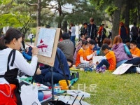 서울시립지적장애인복지관, 제32회 발달장애인 사생대회 대표 이미지