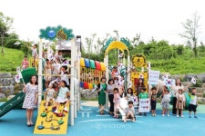 원주 무실빛유치원생 태극기 달기 캠페인 전개