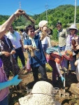 횡성청일더덕직판장 | KTX 타고, 횡성더덕 캐러 가즈아~