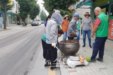 원주시 문막읍 새마을회, 기증받은 겹채송화로 생동하는 문막시장길