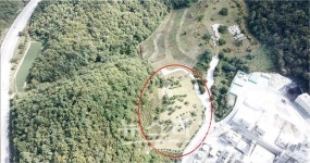 송원그룹 계열사 백광소재 초대회장 묘소, 근로자 동원 논란