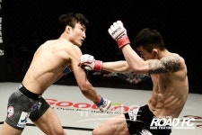 ROAD FC 챔피언과 도전자의 오랜 인연과 역대 최다 방어와 최연소 챔피언 기록