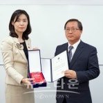 아산시, 2018년 자지법규 자율정비 우수 지방자치단체 표창 수여식에서 법제처장상 수상