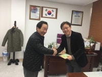 평택시 송탄새마을금고, 지역취약계층에 전통시장상품권 전달
