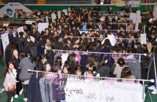 여수시, 국가산단 기업 후원 희망날개 교복나눔 한마당 행사