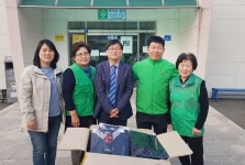 횡성군 우천면 고성산불 화재 이재민에게 새옷 150여벌 전달