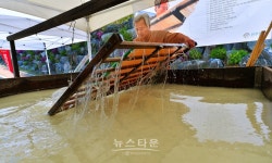 원주 한지문화제 첫날 행사장 둘러보기