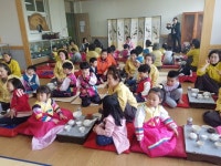 연수구노인복지관, 중앙초교 학생들에게 다도 및 공수예절 전수