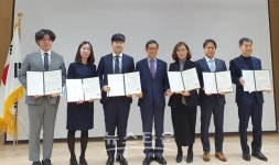 갤러리아백화점 센터시티, 아동학대 예방의 날 기념식에서 충남도지사 표창 수상